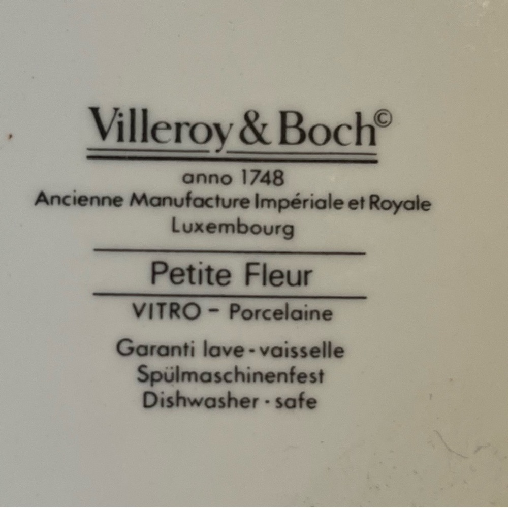 Villeroy and Boch Salad/Dessert Plate - Picture 2 of 2